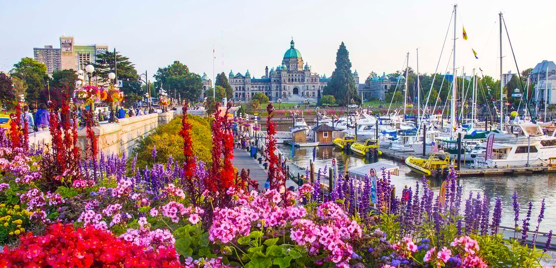 www.tourismvictoria.comsitesdefaultfilesvictoria_inner_harbour_flowers